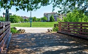 Grandstay Hotel & Suites La Crosse